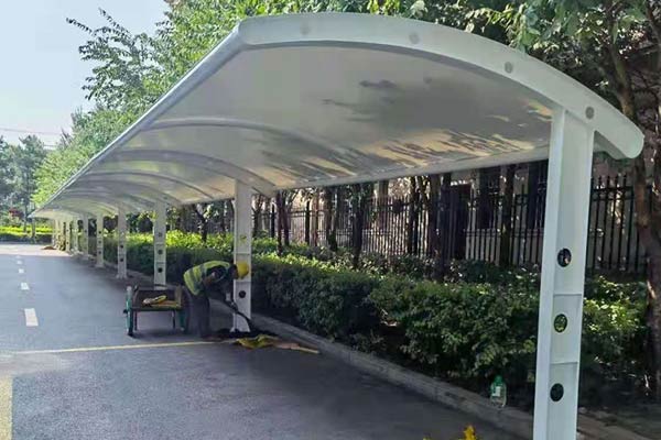 哈爾濱膜結(jié)構(gòu)建造：路旁新風(fēng)景，市民遮陽好去處